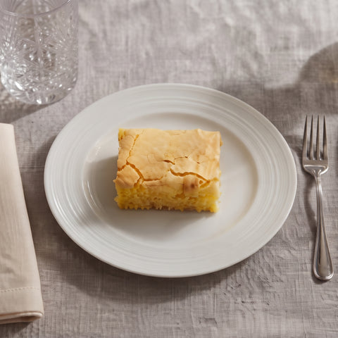 Signature Tangy Lemon Cake
